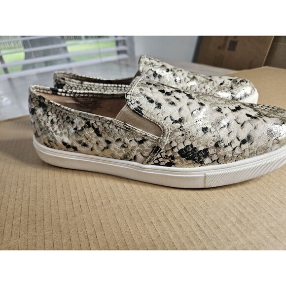 Time and True Memory Foam Round Toe Size 11 Slip On Women Shoes New - Picture 6 of 8